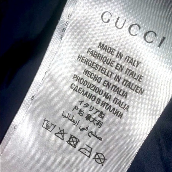 Men’s Gucci Suit - Picture 3 of 9